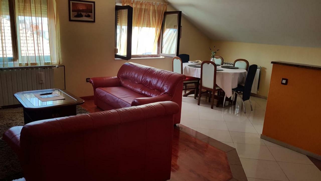Nena Apartment *