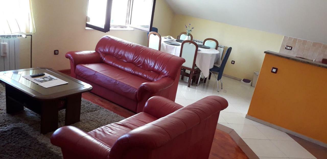 Apartment Nena *